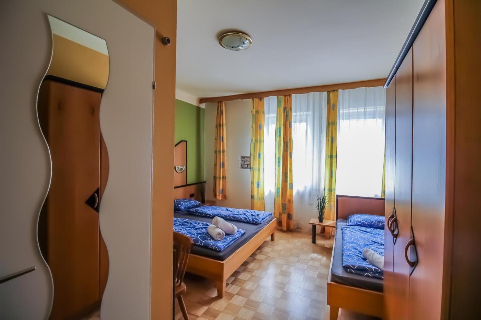 Affordable Central Rooms, 10-Min To Lugner City Vienna Exterior photo