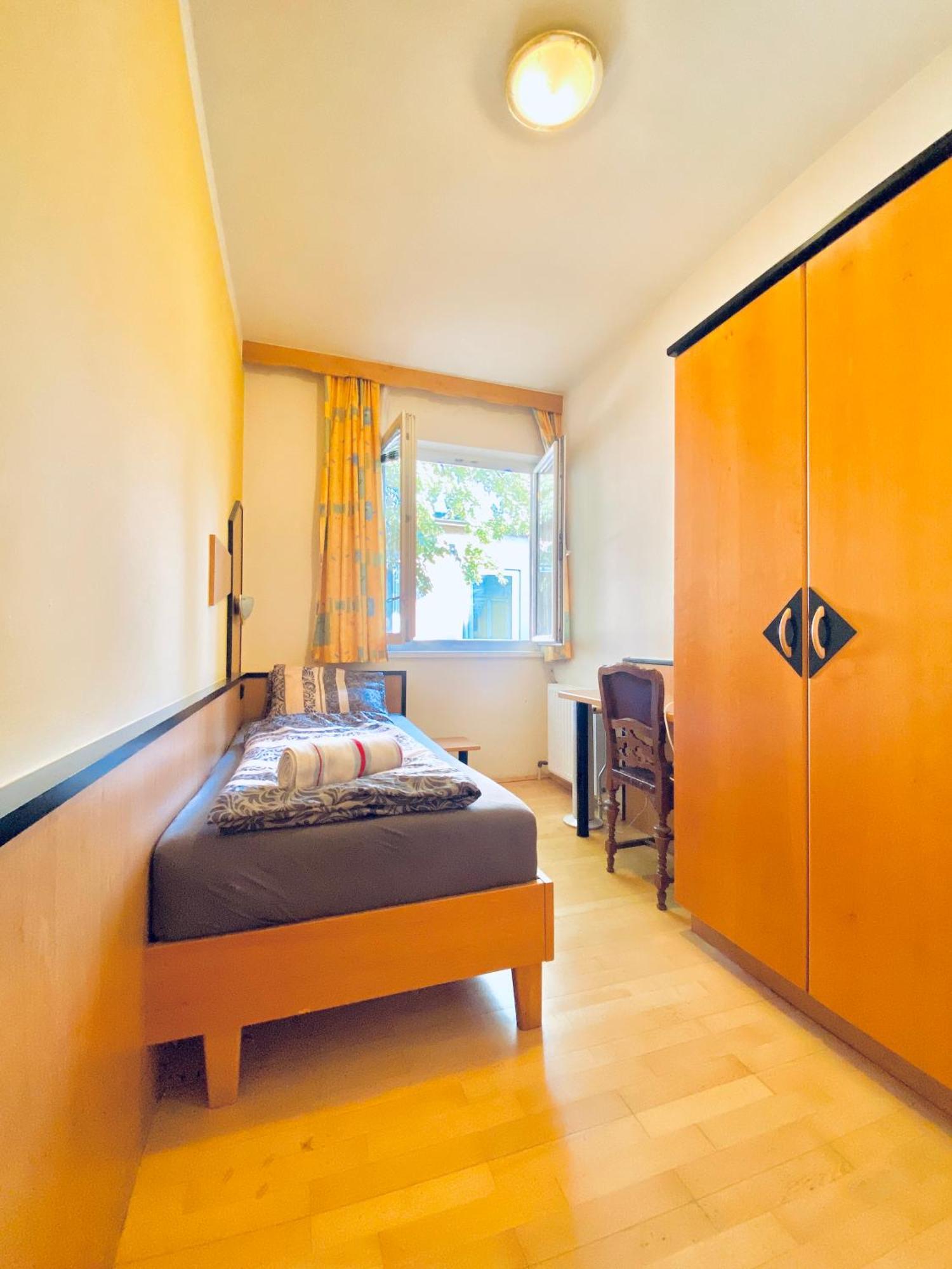 Affordable Central Rooms, 10-Min To Lugner City Vienna Exterior photo
