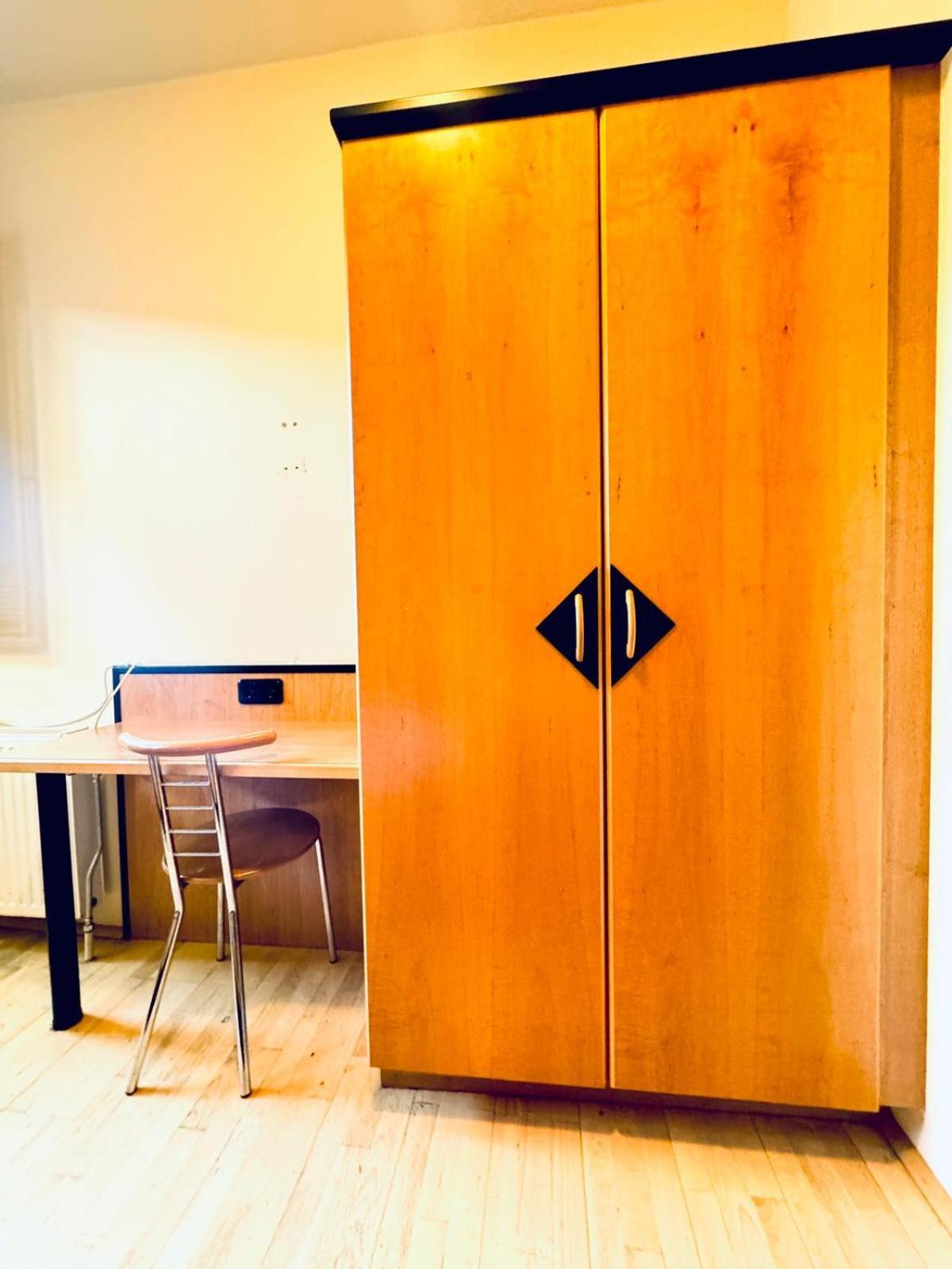 Affordable Central Rooms, 10-Min To Lugner City Vienna Exterior photo