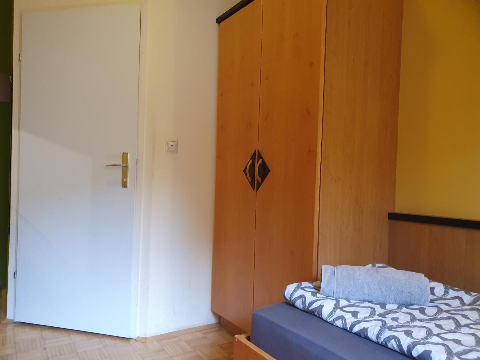 Affordable Central Rooms, 10-Min To Lugner City Vienna Exterior photo